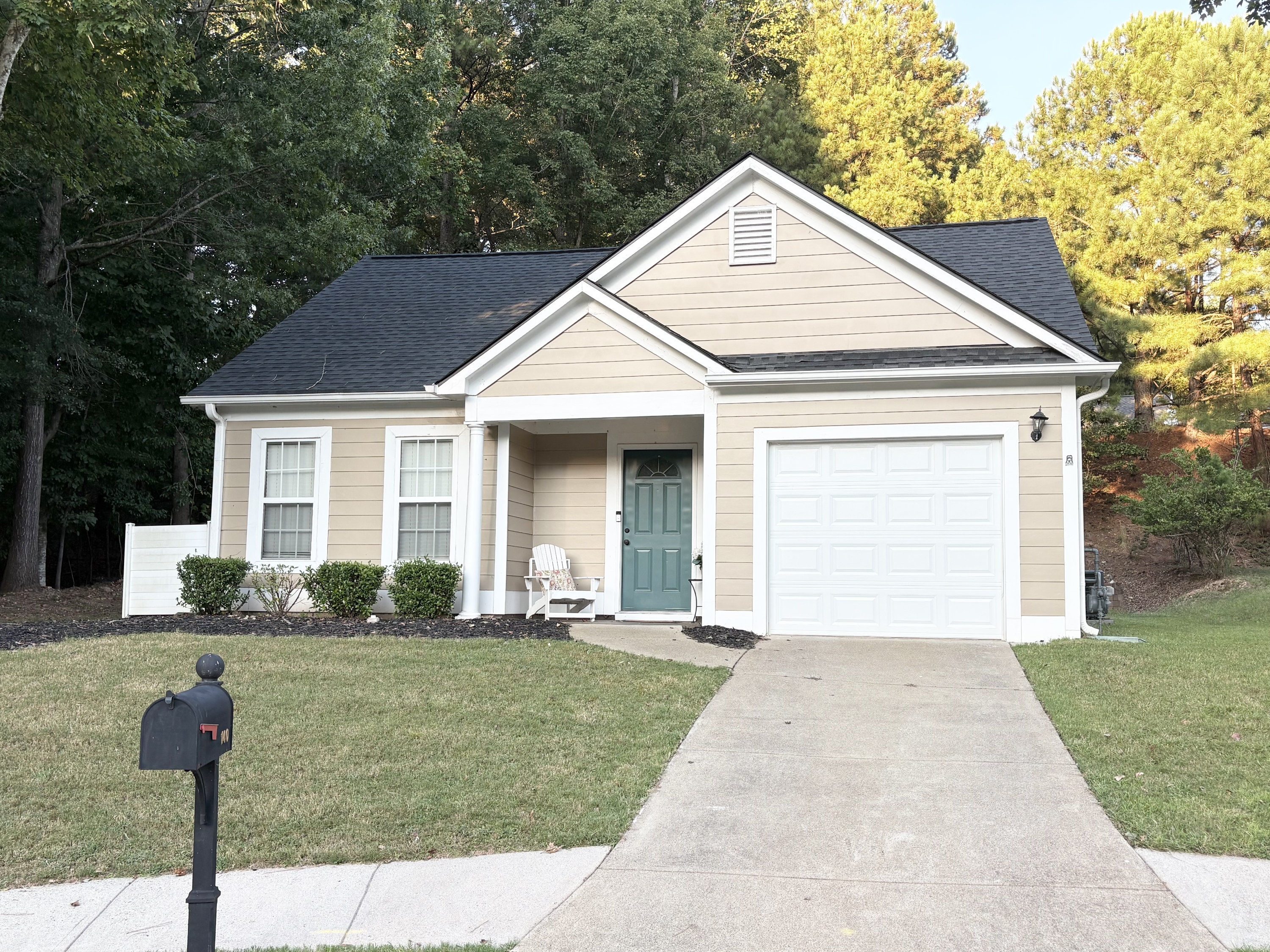140 Ivygreen Chase